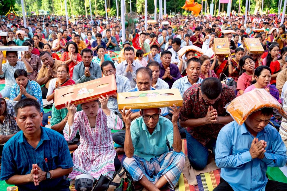 ภาพ No.257568:วันที่ 17 ตุลาคม พ.ศ. 2568 พิธีทอดกฐินสมทบวัดกัลยาณมิตรต่างประเทศ  บูชาธรรม 81 ปี หลวงพ่อธัมมชโย ณ ศูนย์ปฏิบัติธรรมไมตรีปูร์ เมืองคาร์การชารี ประเทศบังกลาเทศ 