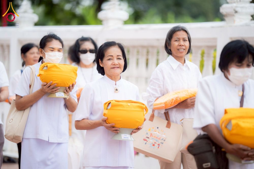 ภาพ No.278305:วันศุกร์ที่ 5 ธันวาคม พ.ศ. 2568 (วันพ่อแห่งชาติ) พิธีบรรพชาอุปสมบทหมู่ธรรมทายาท จำนวน 16 รูป โครงการบรรพชาอุปสมบทหมู่ รุ่นบูชาธรรมมหาปูชนียาจารย์ ประจำปี 2568  ณ ศูนย์ปฏิบัติธรรมและอบรมเยาวชนพระนครศรีอยุธยา จ.พระนครศรีอยุธยา