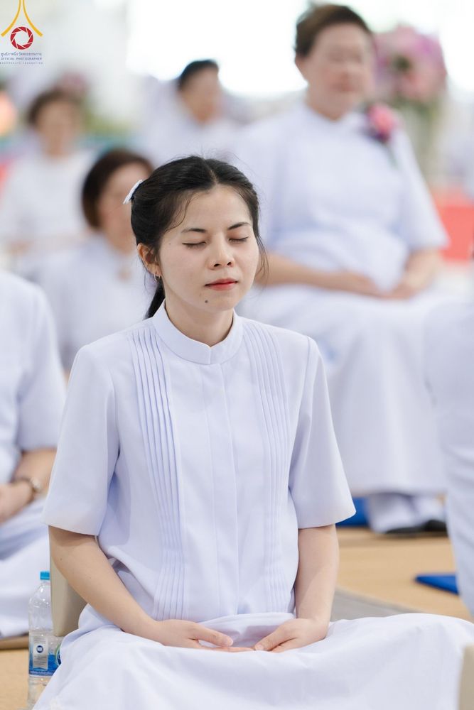 ภาพ No.151508:พิธีจุดเทียนใจ ไฟนิรันดร์ อนันตชัย ณ สภาธรรมกายสากล วัดพระธรรมกาย วันอาทิตย์ต้นเดือนที่ 1 กันยายน พ.ศ. 2567