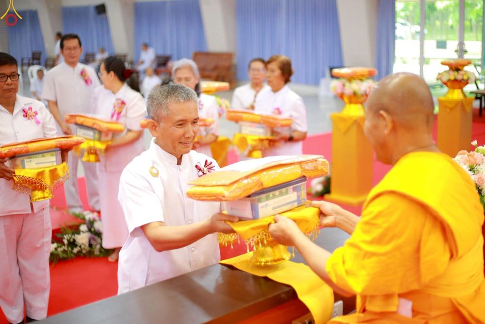 ภาพ No.233439:วันอาทิตย์ที่ 13 กรกฎาคม พ.ศ. 2568 พิธีทอดผ้าป่าสามัคคี "สร้างบ้านพักผู้ปฏิบัติธรรม" ณ ศูนย์ปฏิบัติธรรมจังหวัดระยอง(บ้านช่องลม)