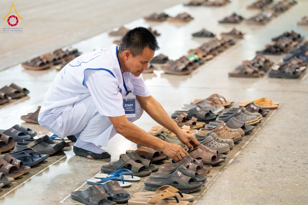 ภาพ No.287597:วันที่ 1 มกราคม พ.ศ. 2569 พิธีบูชาข้าวพระ ณ สภาธรรมกายสากล วัดพระธรรมกาย