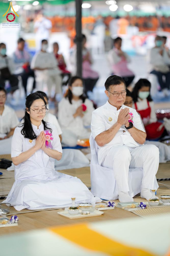 ภาพ No.299189:วันที่ 21 มกราคม พ.ศ. 2569 พิธีถวายภัตตาหารเป็นสังฆทาน แด่พระธรรมยาตรา ณ อนุสรณ์สถานบางปลา วัดบางปลา อำเภอบางเลน จังหวัดนครปฐม ในโครงการธรรมยาตรา กตัญญูบูชา มหาปูชนียาจารย์ พระมงคลเทพมุนี(สด จนฺทสโร) พระผู้ปราบมาร อนุสรณ์สถาน 7 แห่ง ปีที่ 14