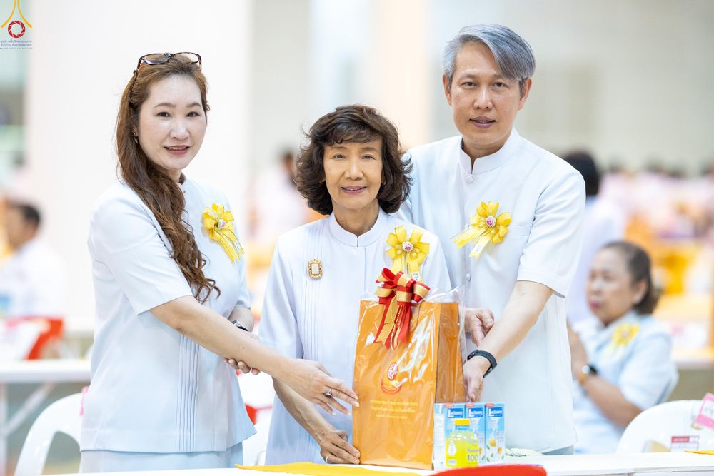 ภาพ No.342273:วันอาทิตย์ที่ 2 สิงหาคม พ.ศ.2569 พิธีถวายไทยธรรม คณะสงฆ์ 2,000 กว่าวัด ทั่วประเทศ, พิธีถวายไทยธรรม คณะสงฆ์ 323 วัด 4 จังหวัดชายแดนใต้ ณ สภาธรรมกายสากล วัดพระธรรมกาย