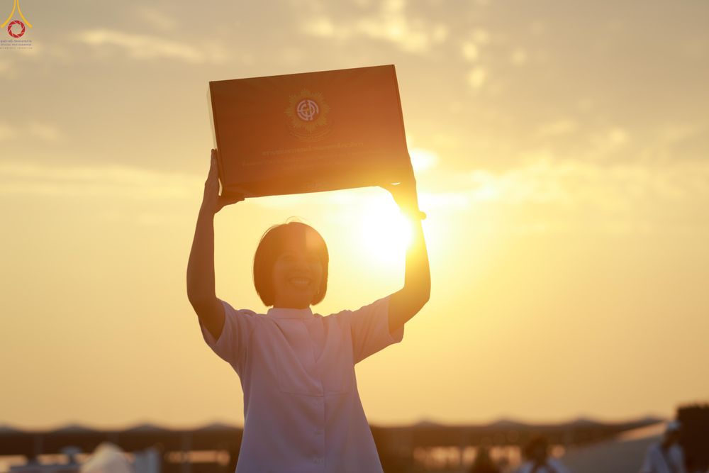 ภาพ No.322636:วันที่ 17 เมษายน พ.ศ.2569 การเรียงกล่องไทยธรรม เรียงน้ำดื่ม เรียงร่ม ณ ลานธรรมพระมหาธรรมกายเจดีย์ เพื่องานถวายมหาสังฆทาน 40,000 กว่าวัดทั่วประเทศ วันคุ้มครองโลก 22 เมษายน พ.ศ.2569 วัดพระธรรมกาย