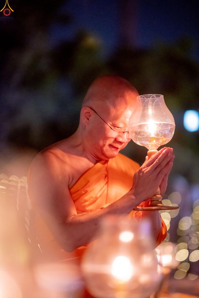ภาพ No.332775:วันอาทิตย์ที่ 31 พฤษภาคม พ.ศ. 2569 วันวิสาขบูชา ณ วัดพระธรรมกายแคลิฟอร์เนีย  ประเทศสหรัฐอเมริกา