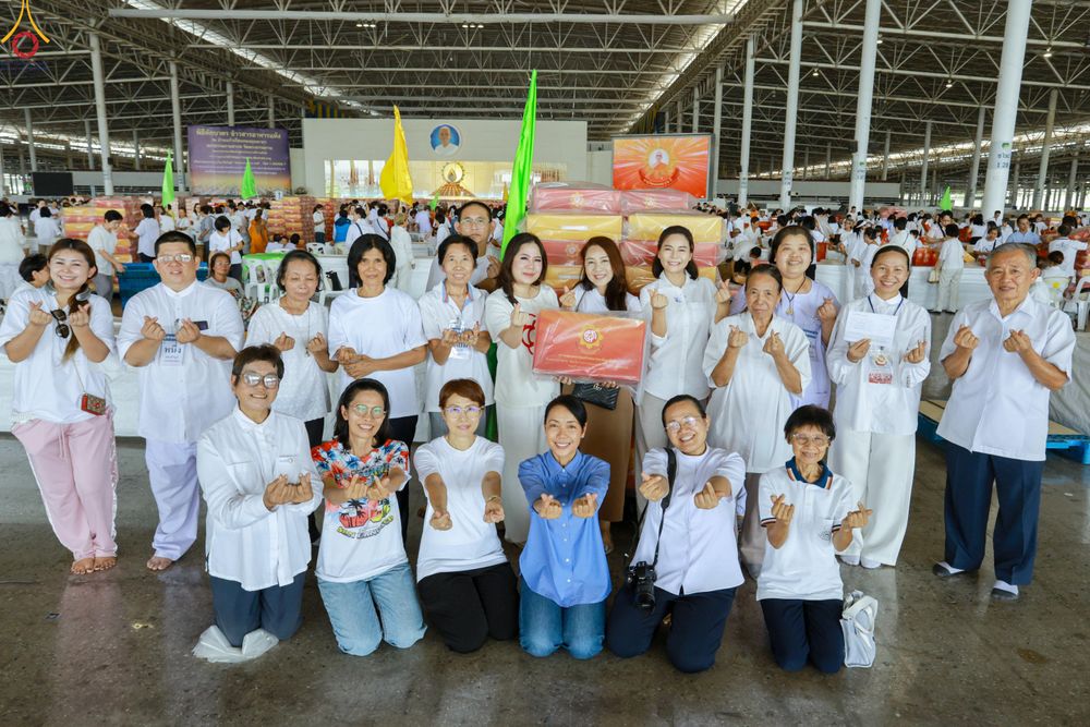 ภาพ No.322185:วันที่ 14 เมษายน พ.ศ.2569 การเตรียมกล่องไทยธรรม วันสุดท้าย เพื่องานถวายมหาสังฆทาน 40,000 กว่าวัดทั่วประเทศ วันคุ้มครองโลก 22 เมษายน พ.ศ.2569 วัดพระธรรมกาย