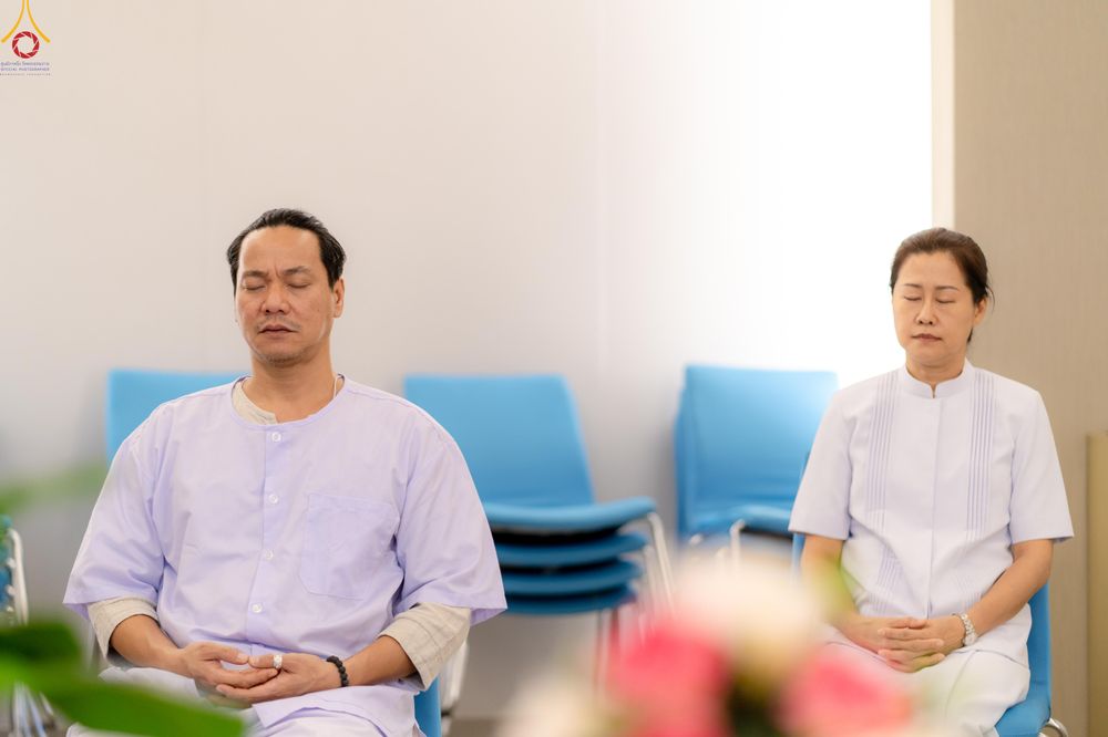 ภาพ No.345123:วันที่ 7 - 19 สิงหาคม พ.ศ.2569 ต้อนรับชาวต่างชาติเยี่ยมชมวัดพระธรรมกาย