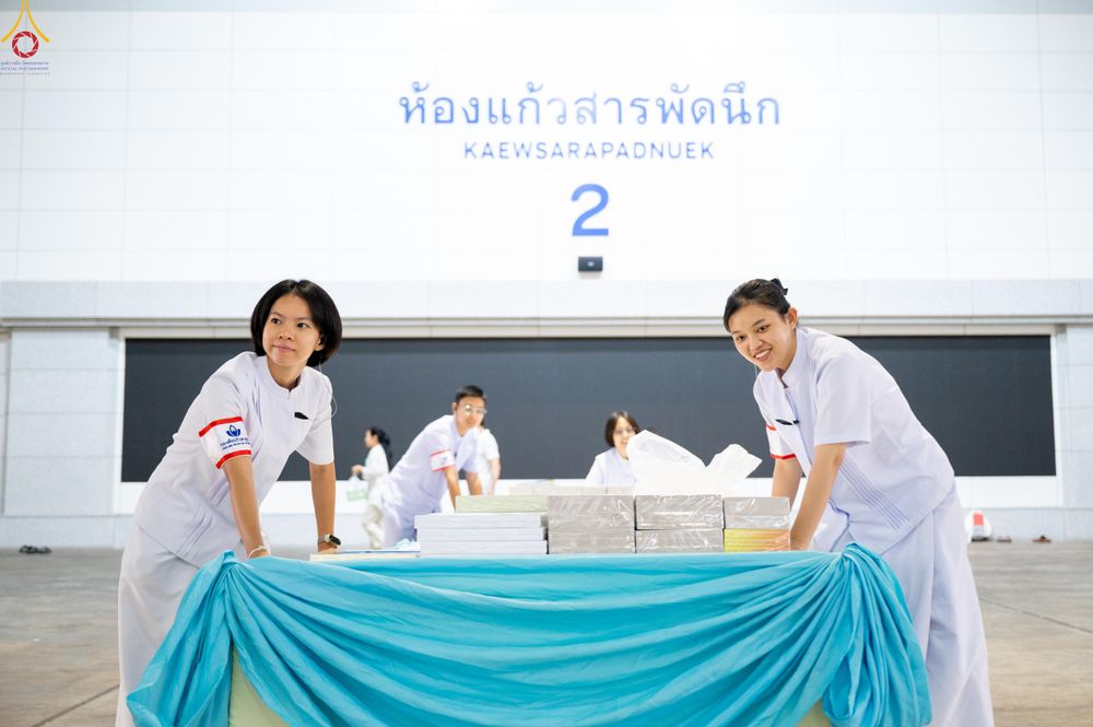 ภาพ No.329116:วันอาทิตย์ที่ 17 พฤษภาคม พ.ศ.2569 พิธีร่วมบุญการศึกษาพระภิกษุสามเณร (หนังสือบาลี นักธรรม ทางก้าวหน้า World-Pec) ณ ห้องแก้วสารพัดนึก 2 วัดพระธรรมกาย
