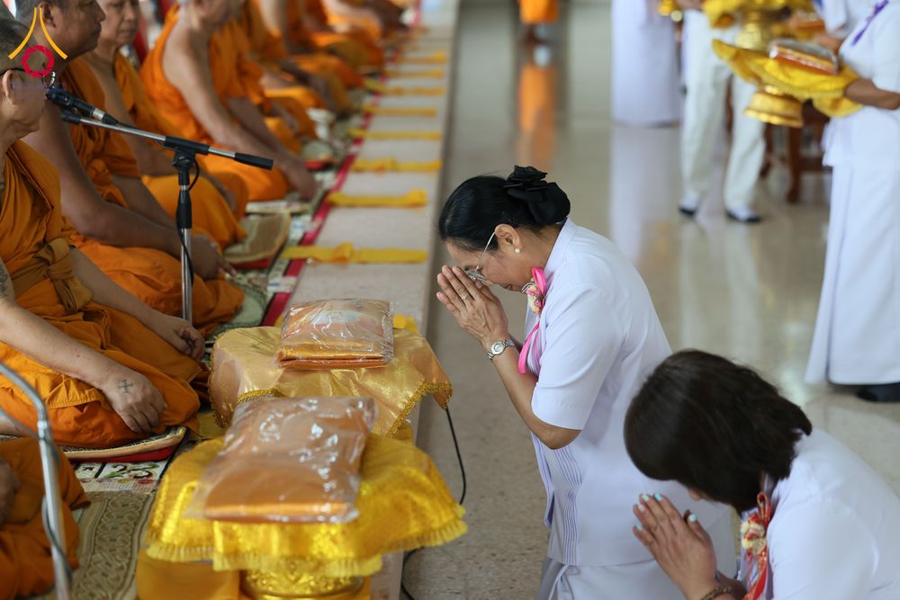 ภาพ No.300348:วันที่ 22 มกราคม พ.ศ. 2569 พิธีทอดผ้าป่าทำนุบำรุงศาสนสถาน ณ วัดรางกำหยาด ต.บางภาษี อ.บางเลน จ.นครปฐม ในโครงการธรรมยาตรา กตัญญูบูชา มหาปูชนียาจารย์ พระมงคลเทพมุนี(สด จนฺทสโร) พระผู้ปราบมาร อนุสรณ์สถาน 7 แห่ง ปีที่ 14