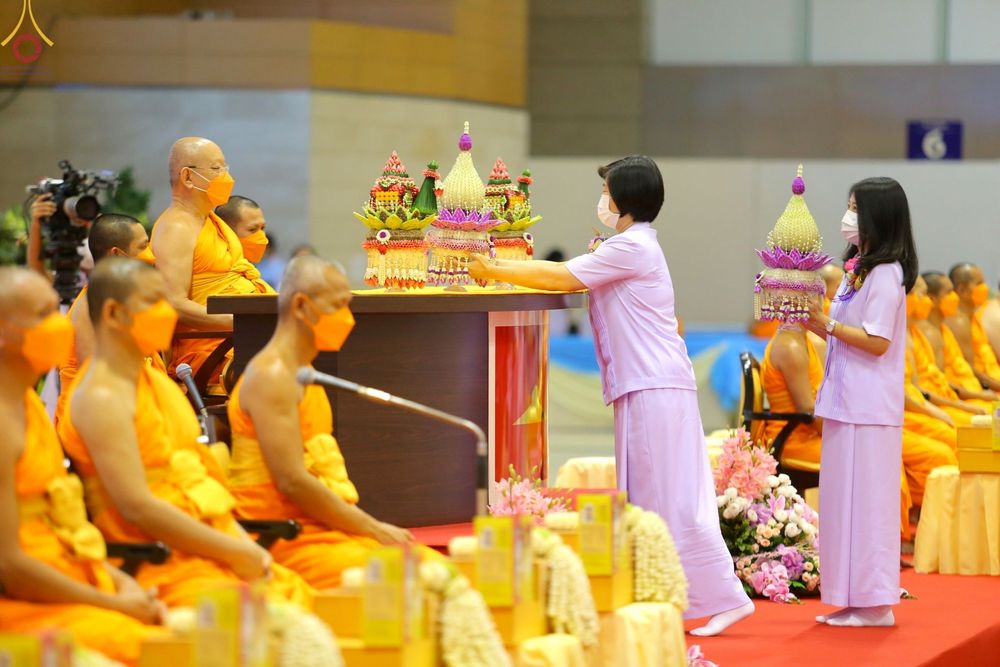 ภาพ No.64081:พิธีมุทิตาสักการะพระมหาเถระและพระเถระ ครั้งที่ 28 ประจำปี พ.ศ. 2565 วันอาทิตย์ที่ 20 พฤศจิกายน พ.ศ. 2565 ณ ห้องแก้วสารพัดนึก 1 สภาธรรมกายสากล วัดพระธรรมกาย