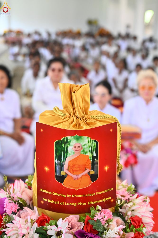 ภาพ No.284325:วันที่ 28 ตุลาคม พ.ศ.2568 กฐินสมทบต่างประเทศ โดยคณะศิษยานุศิษย์ บูชาธรรม 81 ปี หลวงพ่อธัมมชโย ณ วัดศรีสุคตาราม บาลังโกด้า ศรีลังกา