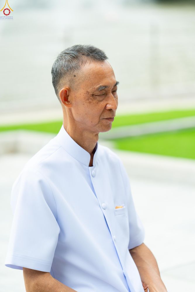 ภาพ No.330142:วันที่ 30 พฤษภาคม พ.ศ.2569 พิธีตัดปอยผมและปลงผม อุบาสกอุปสมบทอุทิศชีวิต 11 ท่าน ณ โบสถ์พระไตรปิฎก วัดพระธรรมกาย จังหวัดปทุมธานี