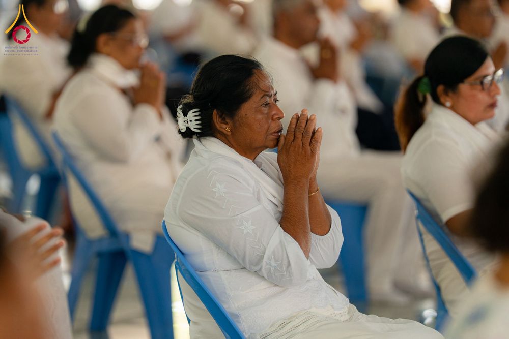 ภาพ No.342420:วันที่ 31 กรกฎาคม พ.ศ. 2569  ต้อนรับคณะแสวงบุญชาวศรีลังกา 31 ท่าน เยี่ยมชมวัดพระธรรมกาย