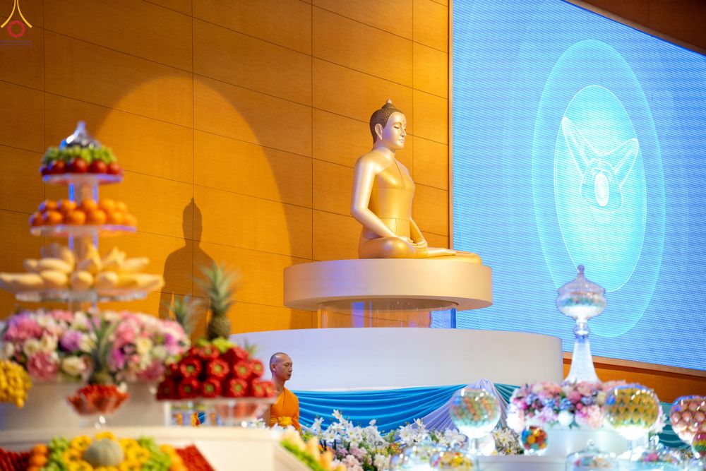 ภาพ No.337809:วันอาทิตย์ต้นเดือน 5 กรกฎาคม พ.ศ.2569 พิธีบูชาข้าวพระ ณ สภาธรรมกายสากล วัดพระธรรมกาย