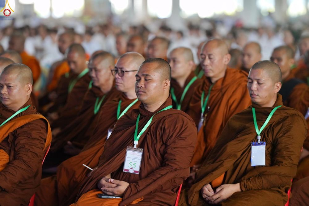 ภาพ No.311735:วันอังคารที่ 3 มีนาคม พ.ศ.2569 ปฏิบัติธรรมภาคสายวันมาฆบูชา พิธีถวายภัตตาหารเป็นสังฆทาน ณ สภาธรรมกายสากล วัดพระธรรมกาย