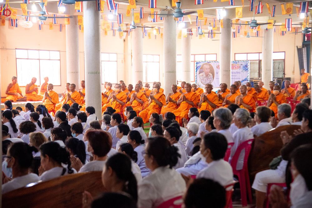 ภาพ No.301256:วันที่ 22 มกราคม พ.ศ. 2569 พิธีทอดผ้าป่าทำนุบำรุงศาสนสถาน ณ วัดใหม่พิบูลย์ผล อ.สองพี่น้อง จ.สุพรรณบุรี ในโครงการธรรมยาตรา กตัญญูบูชา มหาปูชนียาจารย์ พระมงคลเทพมุนี(สด จนฺทสโร) พระผู้ปราบมาร อนุสรณ์สถาน 7 แห่ง ปีที่ 14