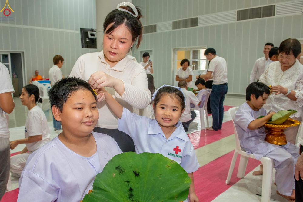 ภาพ No.316783:วันเสาร์ที่ 28 มีนาคม พ.ศ.2569 พิธีปลงผมนาคธรรมทายาท โครงการสามเณรยุวธรรมทายาท รุ่นที่ 34 โครงการสามเณรมัชฌิมธรรมทายาท รุ่นที่ 30 ณ มหารัตนวิหารคด 13 วัดพระธรรมกาย