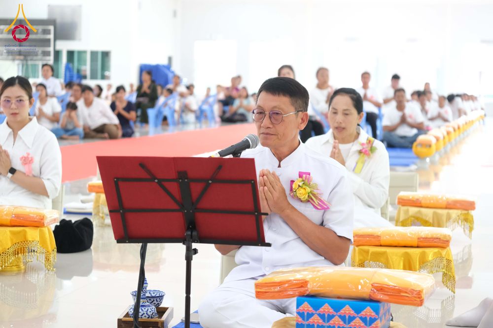 ภาพ No.319629:วันเสาร์ที่ 4 เมษายน พ.ศ.2569 พิธีขอขมา มอบผ้าไตร บรรพชาสามเณร ศูนย์อบรมเยาวชนนครปฐม