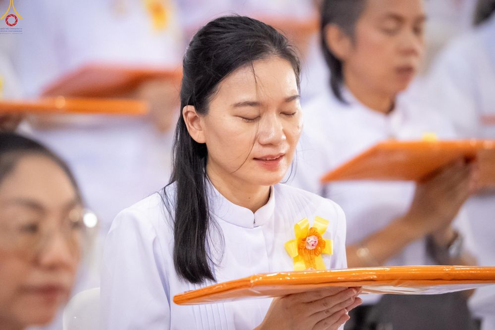 ภาพ No.345575:วันพฤหัสบดีที่ 27 สิงหาคม พ.ศ.2569 พิธีทอดผ้าป่าเพื่อถวายอุปกรณ์สื่อโสตทัศน์ อาคาร 82 ปี หลวงพ่อธัมมชโย พิธีทอดผ้าป่าสมทบกฐินวัดพระธรรมกาย และสมทบกฐิน 30,000 กว่าวัดทั่วไทย ครั้งที่ 1 ประจำปี พุทธศักราช 2569 ณ วัดพระธรรมกาย ปทุมธานี