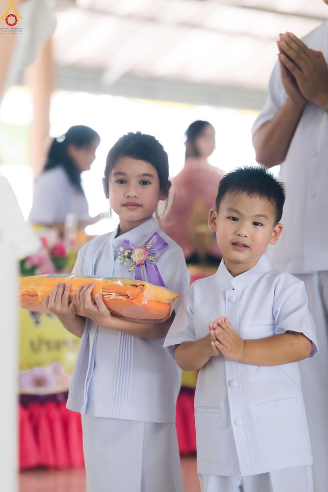 ภาพ No.331340:วันที่ 31 พฤษภาคม พ.ศ.2569 พิธีทอดผ้าป่าและตอกเสาเข็มมงคลต้นแรก องค์พระเจดีย์เพื่อสร้างสันติภาพโลก  ณ ธุดงคสถานพัฒนานิคม จังหวัดลพบุรี