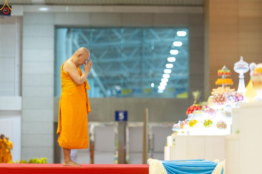 ภาพ No.337789:วันอาทิตย์ต้นเดือน 5 กรกฎาคม พ.ศ.2569 พิธีบูชาข้าวพระ ณ สภาธรรมกายสากล วัดพระธรรมกาย