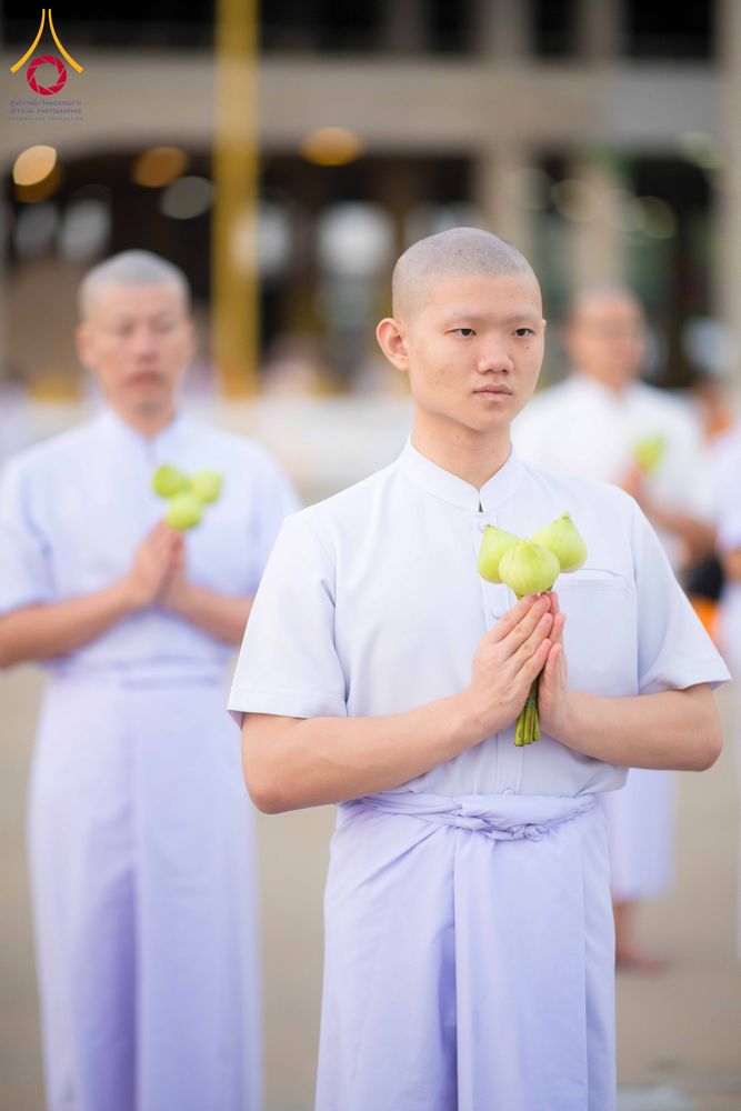 ภาพ No.320775:วันเสาร์ที่ 11 เมษายน พ.ศ.2569 พิธีเวียนประทักษิณ พิธีวันทาเจดีย์ โครงการอุปสมบทหมู่ บูชาธรรมหลวงพ่อธัมมชโย พ.ศ.2569 โครงการอุปสมบทหมู่ธรรมทายาท ระดับอุดมศึกษา รุ่น 53 (ภาคฤดูร้อน) ณ วัดพระธรรมกาย ปทุมธานี