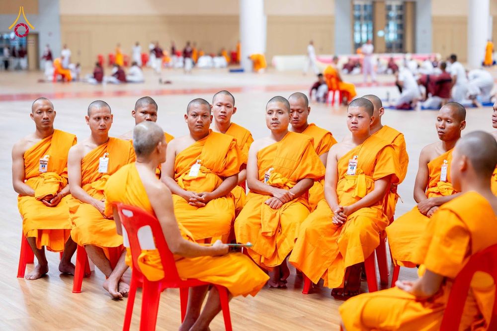 ภาพ No.350136:วันที่ 17-18 กันยายน พ.ศ. 2569 โครงการบรรพชาพัฒนาคุณธรรม จริยธรรม สำหรับนักเรียนนายสิบตำรวจ (นสต.) รุ่นที่ 16 ศูนย์ฝึกอบรมตำรวจภูธรภาค 1  ได้จัดกิจกรรม ณ สภาธรรมกายสากล ห้องแก้ว2