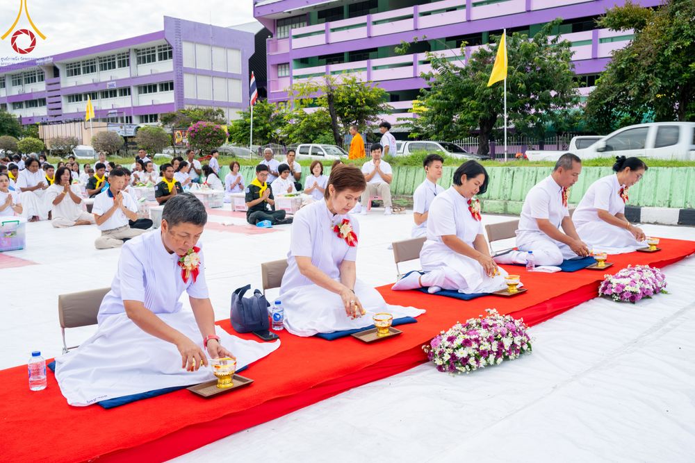 ภาพ No.341172:วันที่ 27 กรกฎาคม พ.ศ. 2569 พิธีตักบาตรพระ 1,000 รูป เมืองพัทลุง  ณ ถนนราเมศวร์ อ.เมือง จ.พัทลุง