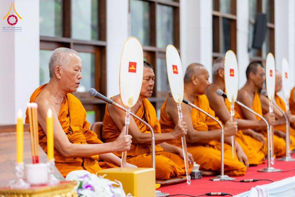 ภาพ No.316212:วันเสาร์ที่ 28 มีนาคม พ.ศ. 2569 พิธีบำเพ็ญกุศล คุณพ่อณรงค์ จินตมากุล  สิริอายุ 99 ปี 11 เดือน โยมบิดา พระครูปลัดรัตนวีรวัฒน์ (รังสฤษดิ์ อิทฺธิจินตโก) ที่ปรึกษาเจ้าคณะจังหวัดปทุมธานี เจ้าอาวาสวัดพระธรรมกาย  ณ ห้องปลูกศรัทธา 2 วัดพระธรรมกาย ปทุมธานี