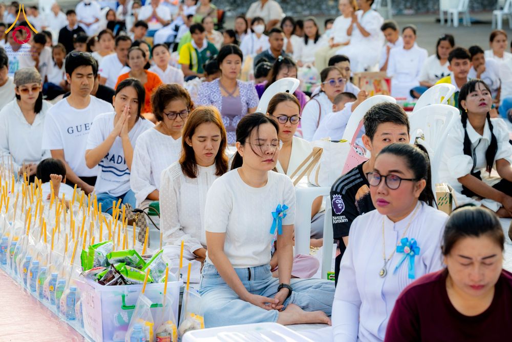 ภาพ No.310299:วันอาทิตย์ที่ 15 กุมภาพันธ์ พ.ศ. 2569 ตักบาตรพระ 1,000 รูป เมืองตรัง ปีที่ 2 ณ ลานพระบรมราชานุสาวรีย์ รัชกาลที่ 5 (หน้าศาลจังหวัดตรัง)อ.เมือง จ.ตรัง