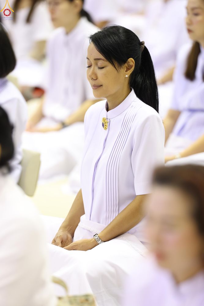 ภาพ No.337833:วันอาทิตย์ต้นเดือน 5 กรกฎาคม พ.ศ.2569 พิธีบูชาข้าวพระ ณ สภาธรรมกายสากล วัดพระธรรมกาย