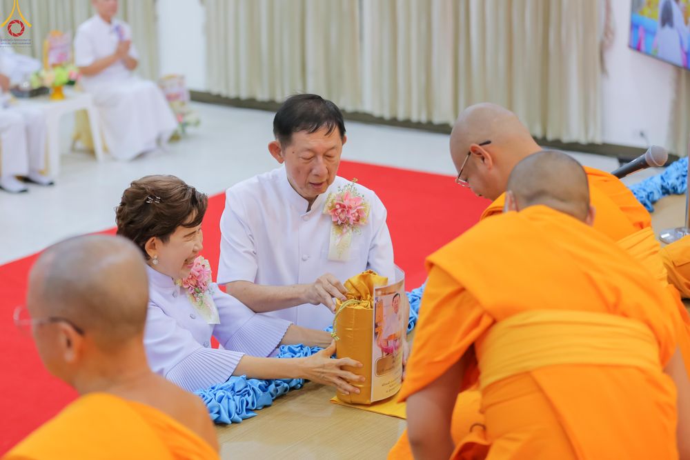 ภาพ No.339419:วันอังคารที่ 14  กรกฎาคม 2569 พิธีทอดผ้าป่าและพิธีตอกเสาเข็มมงคลต้นสุดท้าย องค์พระเจดีย์เพื่อสร้างสันติภาพโลก  ณ ธุดงคสถานพัฒนานิคม อ.พัฒนาพิคม จ.ลพบุรี