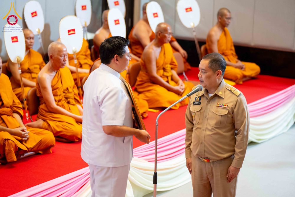 ภาพ No.309068:วันอาทิตย์ที่ 8 กุมภาพันธ์ พ.ศ. 2569  พิธีต้อนรับพระบัญชาสมเด็จพระสังฆราช แต่งตั้ง  “พระครูปลัดรัตนวีรวัฒน์” (รังสฤษดิ์ อิทฺธิจินฺตโก) เจ้าอาวาสวัดพระธรรมกาย ให้ดำรงตำแหน่ง “ที่ปรึกษาเจ้าคณะจังหวัดปทุมธานี”