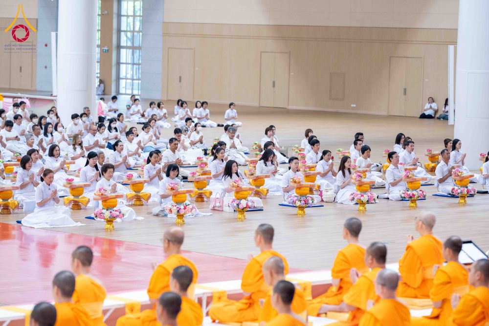 ภาพ No.313688:วันอาทิตย์ที่ 15 มีนาคม พ.ศ. 2569 พิธีร่วมบุญบรรพชาสามเณร 5000 รูป ณ ห้องแก้วสารพัดนึก 2 สภาธรรมกายสากล วัดพระธรรมกาย