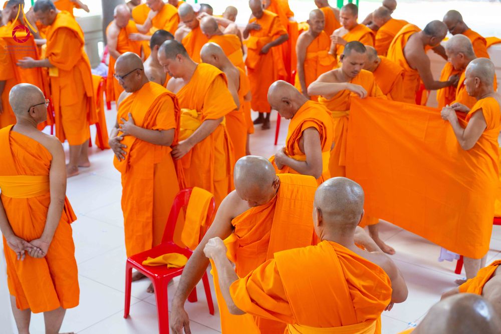 ภาพ No.321390:วันเสาร์ที่ 11 เมษายน พ.ศ.2569 พิธีขอบรรพชา พิธีขอสรณคมณ์และศีล, พิธีถวายบาตร พิธีอุปสมบท โครงการอุปสมบทหมู่ บูชาธรรมหลวงพ่อธัมมชโย พ.ศ.2569 โครงการอุปสมบทหมู่ธรรมทายาท ระดับอุดมศึกษา รุ่น 53 (ภาคฤดูร้อน) ณ วัดพระธรรมกาย ปทุมธานี