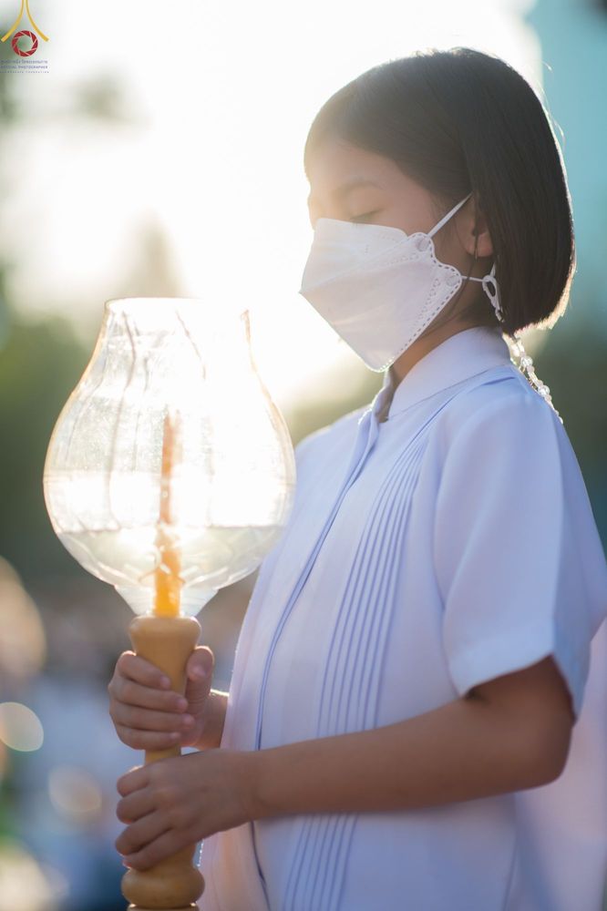 ภาพ No.73407:พิธีจุดประทีปถวายเป็นพุทธบูชา และบูชาธรรมมหาปูชนียาจารย์ ในโครงการธรรมยาตรากตัญญูบูชา มหาปูชนียาจารย์ พระมงคลเทพมุนี(สด จนฺทสโร) พระผู้ปราบมาร ปีที่ 11 ณ อนุสรณ์สถานลำดับที่ 4 สถานที่เกิดด้วยกายธรรม วัดโบสถ์ (บน) บางคูเวียง อ.บางกรวย จ.นนทบุรี วันที่ 21 