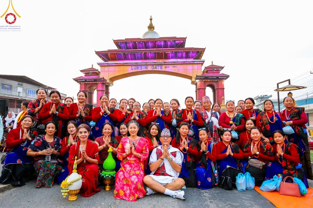 ภาพ No.317114:วันเสาร์ที่ 28 มีนาคม พ.ศ.2569 ธรรมยาตราจาริก ณ ซุ้มประตูลุมพินีเกต(Lumbini Gate) ประเทศเนปาล