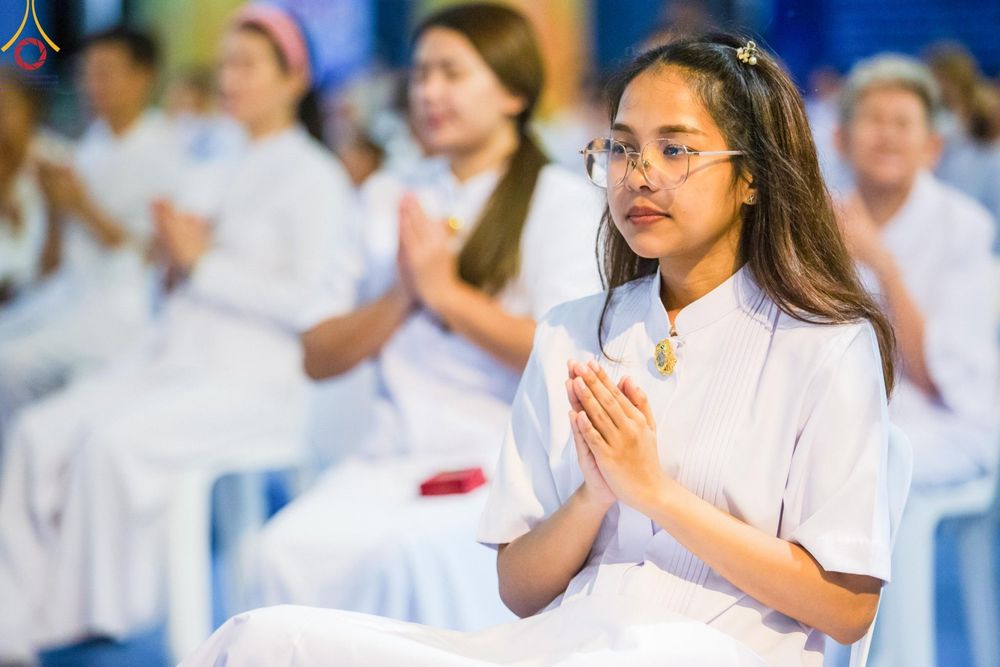 ภาพ No.154901:พิธีจุดประทีป, พิธีฉลองชัยสวดมนต์บทธัมมจักกัปปวัตนสูตร ณ มหารัตนวิหารคด วัดพระธรรมกาย วันอังคารที่ 17 กันยายน พ.ศ. 2567