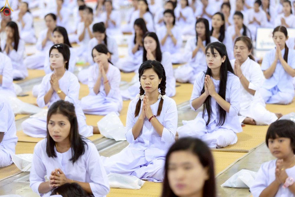 ภาพ No.243693:วันอาทิตย์ที่ 7 กันยายน พ.ศ. 2568 พิธีบูชาครูผู้ค้นพบวิชชาธรรมกาย , พิธีบูชาข้าวพระ ณ สภาธรรมกายสากล วัดพระธรรมกาย