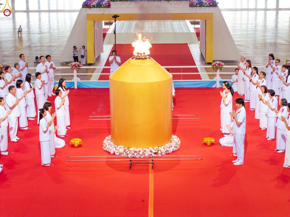 ภาพ No.249533:วันที่ 28 กันยายน พ.ศ. 2568 พิธีจุดเทียนใจ ไฟนิรันด์ อนันตชัย ณ สภาธรรมกายสากล วัดพระธรรมกาย