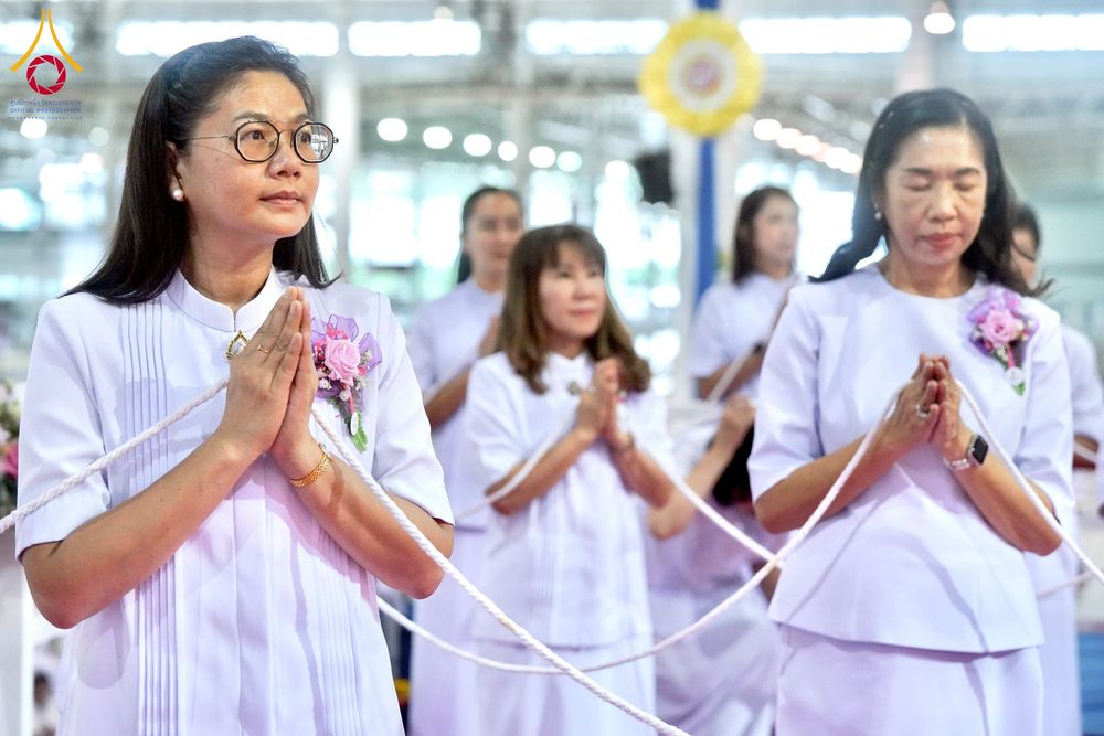 ภาพ No.261296:วันอาทิตย์ที่ 5 ตุลาคม พ.ศ. 2568 พิธีจุดเทียนใจ ไฟนิรันด์ อนันตชัย ณ สภาธรรมกายสากล วัดพระธรรมกาย