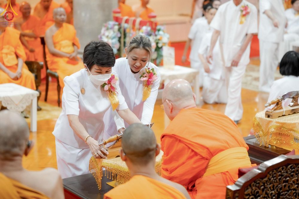 ภาพ No.142687:พิธีพัทธสีมา ประดิษฐานลูกนิมิตมหาสมบัติ สถาปนาอุโบสถวัดพระธรรมกายลอนดอน บูชาธรรม 80 ปี หลวงพ่อธัมมชโย วันเสาร์ที่ 22 มิถุนายน พ.ศ. 2567
