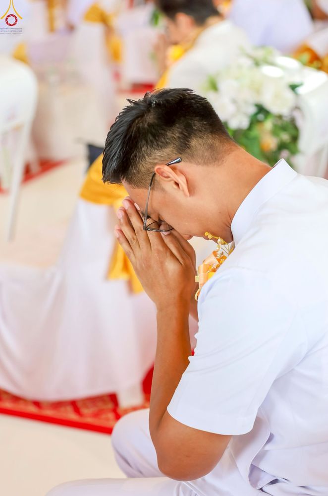 ภาพ No.239507:วันอาทิตย์ที่ 17 สิงหาคม พ.ศ. 2568 พิธีกดปุ่มอัญเชิญรูปเหมือน พระมงคลเทพมุนี (สด จันทสโร)  ณ มหาวิหารแก้วพระมงคลเทพมุนี  ศูนย์ปฏิบัติธรรมแก้วเมืองเลย