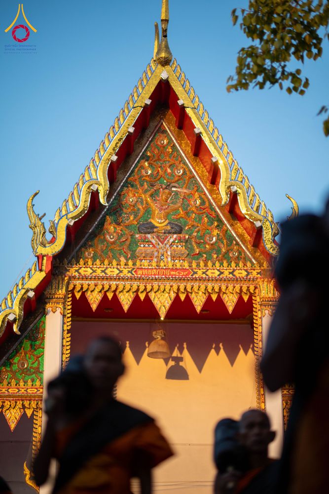 ภาพ No.294693:วันอาทิตย์ที่ 14 ธันวาคม พ.ศ.2568 พระธรรมยาตราปฏิบัติธรรมและถ่ายภาพหมู่ประวัติศาสตร์ ณ วัดสองพี่น้อง ต.ต้นตาล อ.สองพี่น้อง จ.สุพรรณบุรี ในโครงการธรรมยาตรา กตัญญูบูชา มหาปูชนียาจารย์ พระมงคลเทพมุนี(สด จนฺทสโร) พระผู้ปราบมาร อนุสรณ์สถาน 7 แห่ง ปีที่ 14