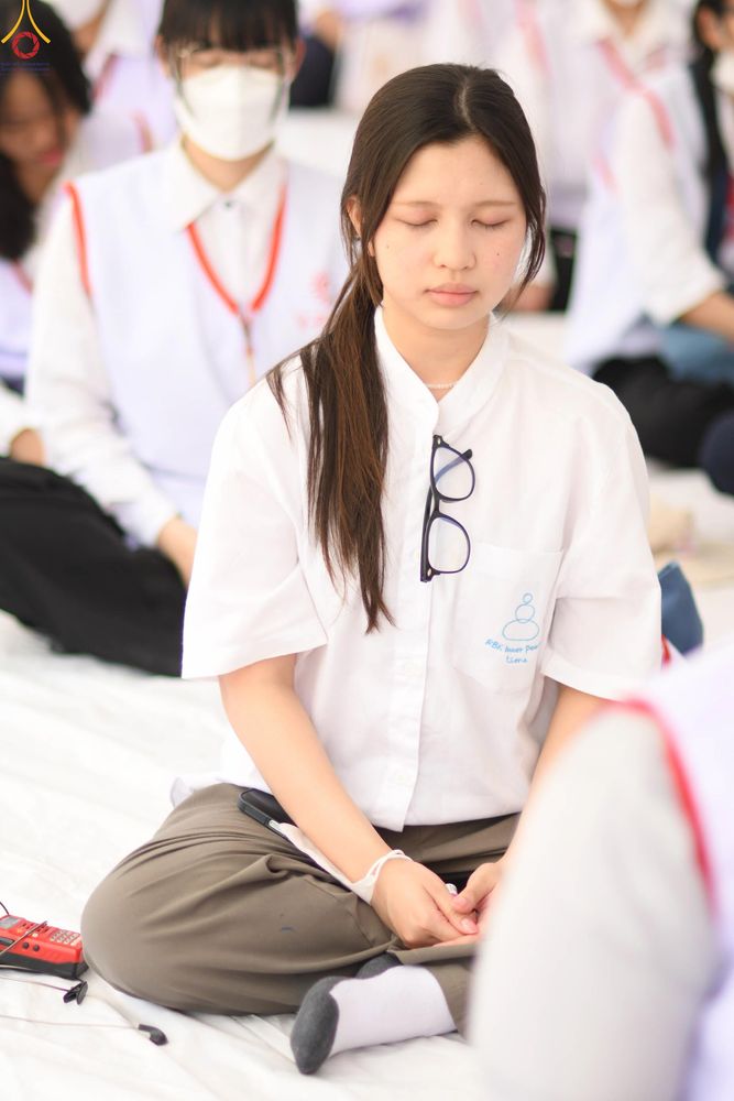 ภาพ No.306703:ภาพเบื้องหลังอาสาสมัครรวมใจ ชุดที่ 5 ในโครงการธรรมยาตรา กตัญญูบูชา มหาปูชนียาจารย์ พระมงคลเทพมุนี(สด จนฺทสโร) พระผู้ปราบมาร อนุสรณ์สถาน 7 แห่ง ปีที่ 14