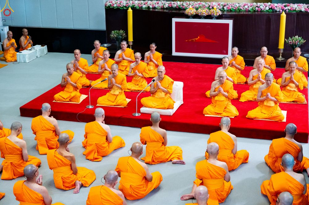 ภาพ No.338855:วันที่ 11 กรกฎาคม พศ.2569 พิธีบรรพชาอุปสมบท โครงการอุปสมบทหมู่ธรรมทายาทนานาชาติ  IDOP รุ่นที่ 21 (ภาษาจีน)  จากประเทศจีน มาเลเซีย สิงคโปร์ และไต้หวัน , โครงการบรรพชาสามเณรโรงเรียนนานาชาติ รุ่นที่ 15