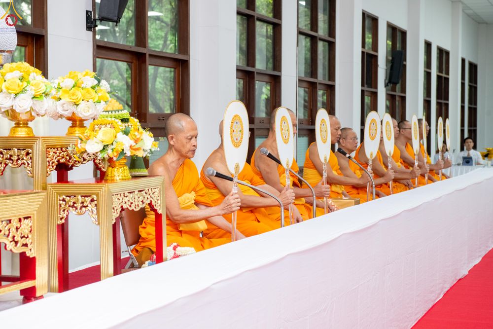 ภาพ No.342993:วันอาทิตย์ที่ 9 สิงหาคม พ.ศ.2569 พิธีมอบพัด ตั้งฐานานุกรม พระราชภาวนาวชิรวิเทศ วิ. ณ ห้องอาคารปลูกศรัทธา 2 วัดพระธรรมกาย