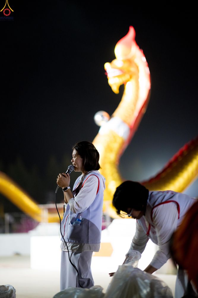 ภาพ No.306577:ภาพเบื้องหลังอาสาสมัครรวมใจ ชุดที่ 5 ในโครงการธรรมยาตรา กตัญญูบูชา มหาปูชนียาจารย์ พระมงคลเทพมุนี(สด จนฺทสโร) พระผู้ปราบมาร อนุสรณ์สถาน 7 แห่ง ปีที่ 14