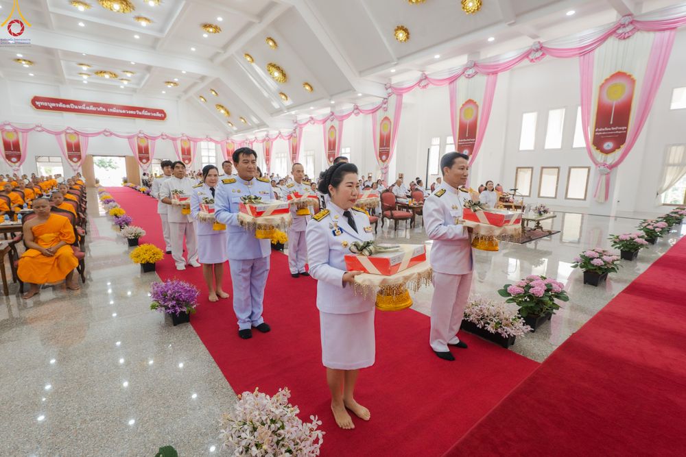ภาพ No.331836:วันพฤหัสบดีที่ 4 มิถุนายน พ.ศ.2569 พิธีต้อนรับเปรียญธรรม 9 ประโยค และเปรียญธรรม 6 ประโยค  ณ อาคารธรรมสภา วัดบ้านขุน ต.บ่อหลวง อ.ฮอด จ.เชียงใหม่