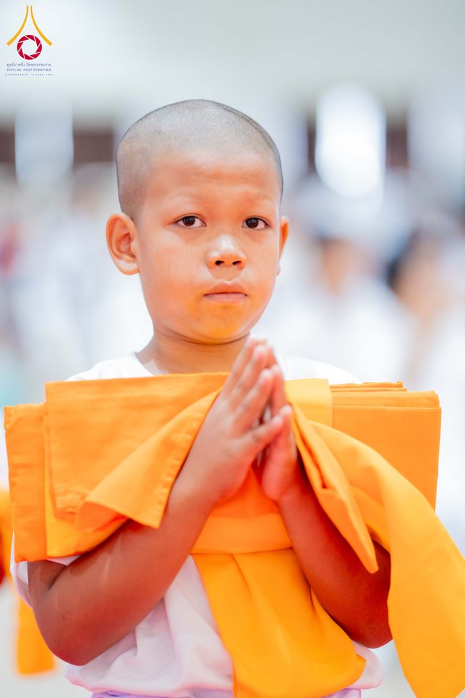 ภาพ No.318685:วันที่ 29 มีนาคม พ.ศ. 2569 พิธีเวียนประทักษิณ มอบผ้าไตร บรรพชาสามเณร  ณ ศูนย์อบรมเยาวชนกาญบุรี